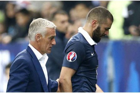 കരിം ബെൻസിമക്ക് പകരക്കാരനെ ഫ്രാൻസ് ടീമിൽ ഉൾപ്പെടുത്തില്ല