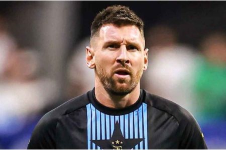 ക്വാർട്ടർ ഫൈനൽ കളിക്കാനുറപ്പിച്ച് ലയണൽ മെസി, തീരുമാനം അറിയാനുള്ളത് ഒരൊറ്റ കാര്യത്തിൽ മാത്രം