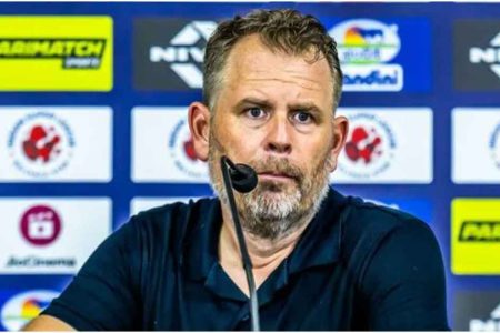 അങ്ങിനെയൊരു മാറ്റം ഉണ്ടാകാൻ പോകുന്നില്ല, അഭ്യൂഹങ്ങളിൽ പ്രതികരിച്ച് കേരള ബ്ലാസ്റ്റേഴ്സ് സിഇഒ